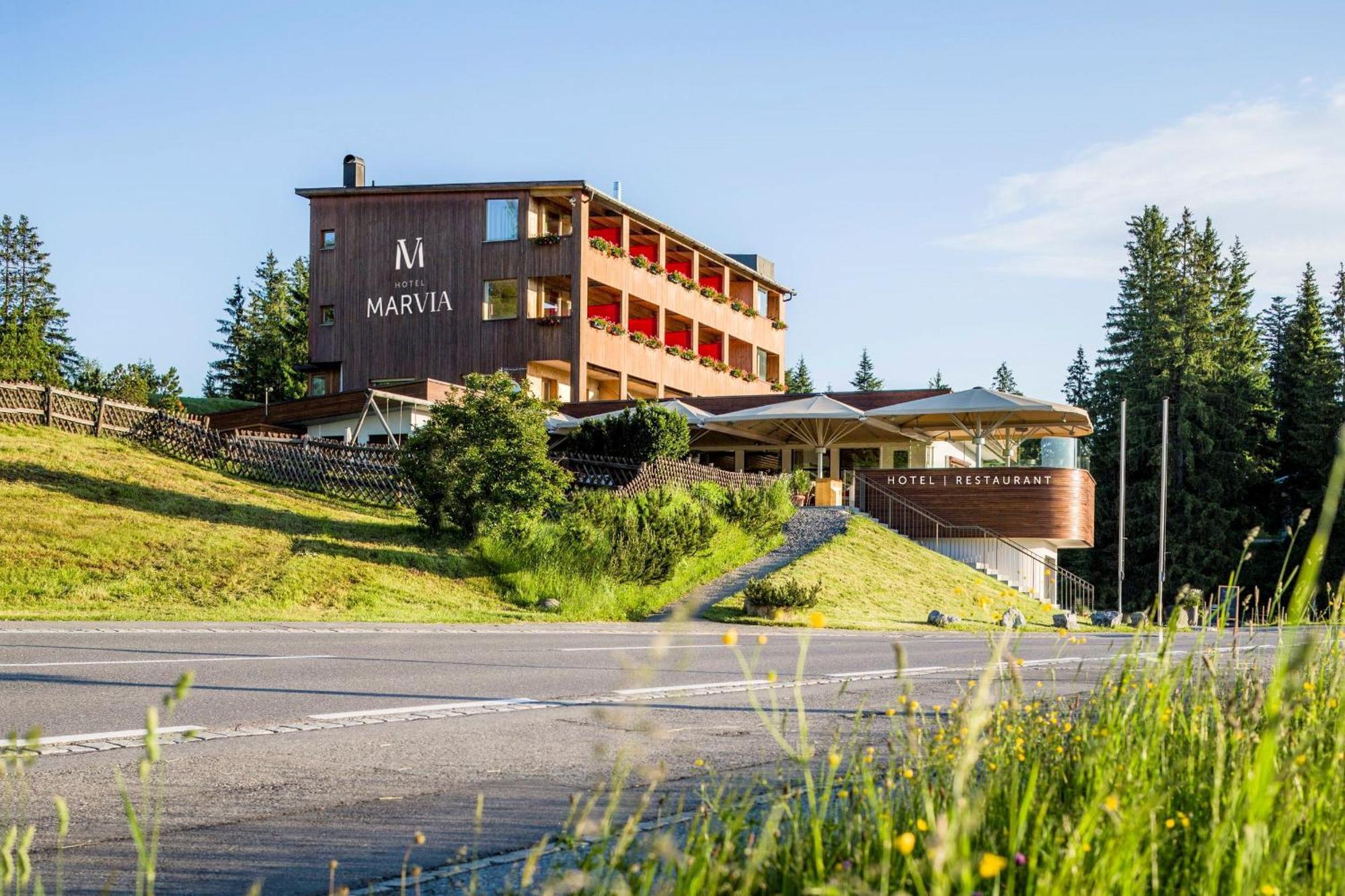 Hotel Marvia Шварценберг им Брегенцервалд Екстериор снимка